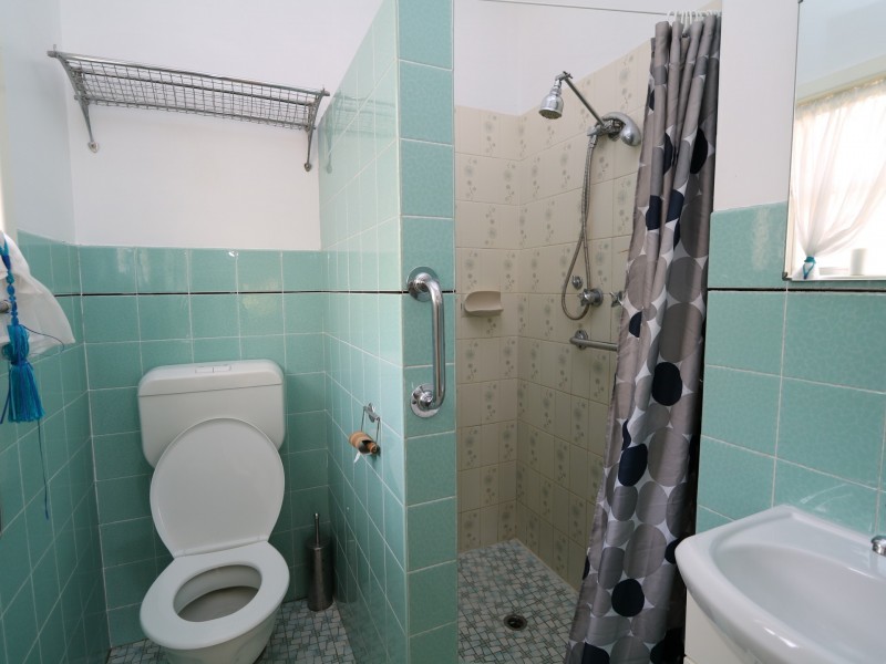 86 Grove Street, Kooringal NSW 2650