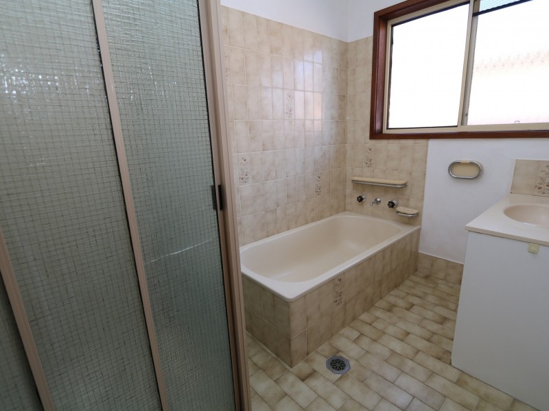 20 Wiradjuri Crescent, Wagga Wagga NSW 2650
