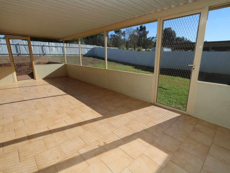 20 Wiradjuri Crescent, Wagga Wagga NSW 2650