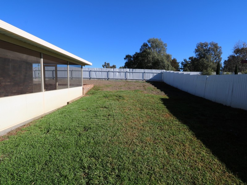 20 Wiradjuri Crescent, Wagga Wagga NSW 2650