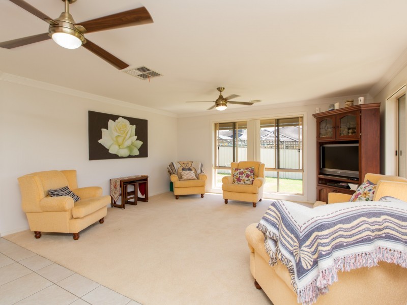 9 Namoi Street, Tatton NSW 2650