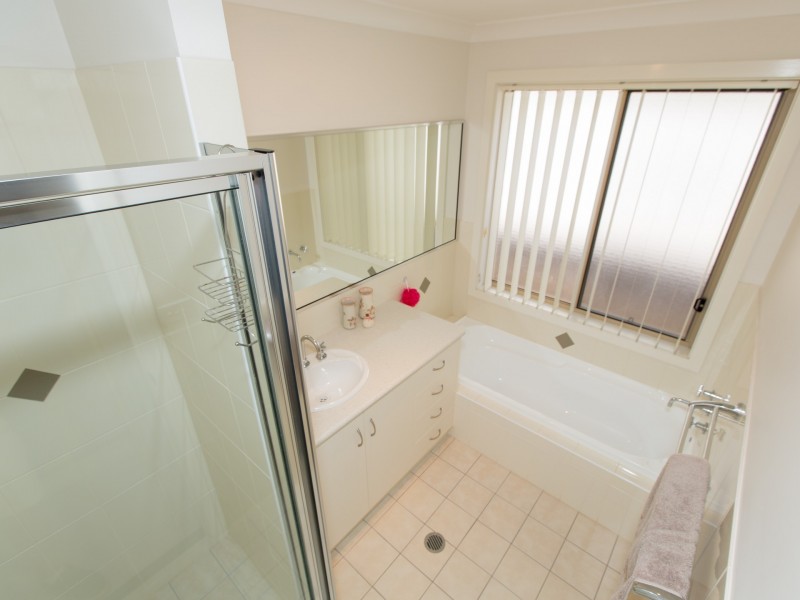 9 Namoi Street, Tatton NSW 2650