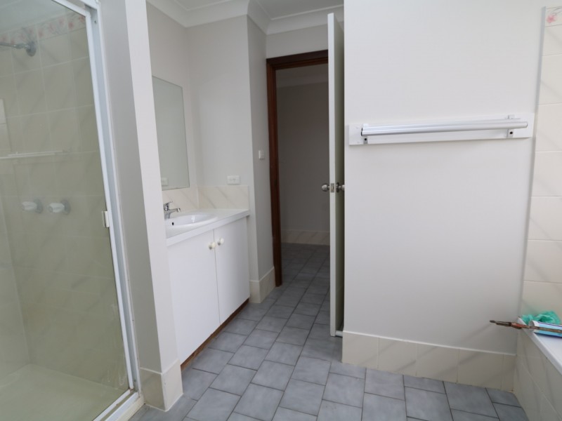 26 Wiradjuri Crescent, Wagga Wagga NSW 2650