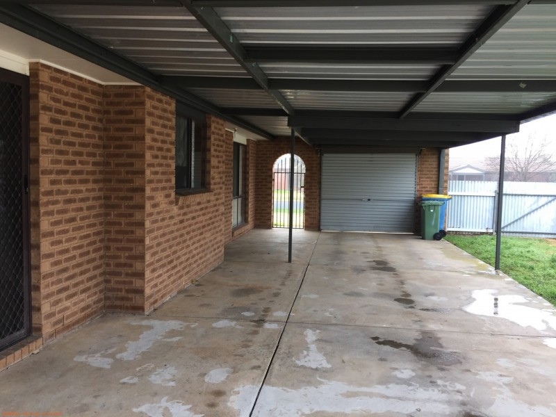 26 Wiradjuri Crescent, Wagga Wagga NSW 2650