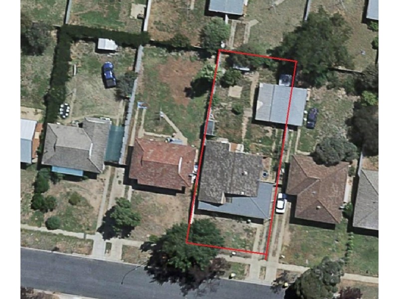 13 Poulton Street, Ashmont NSW 2650