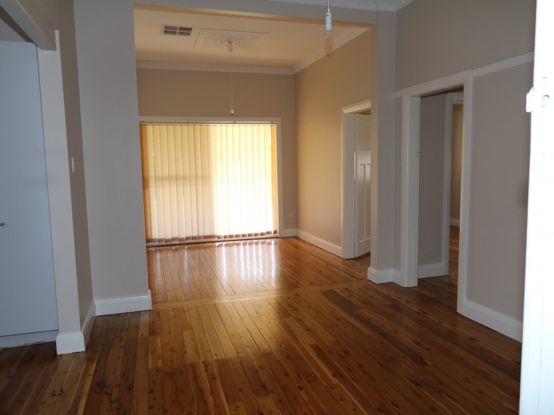 106 Best Street, Wagga Wagga NSW 2650