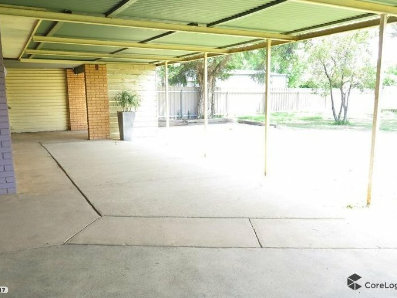 111 McKell Avenue, Mount Austin NSW 2650