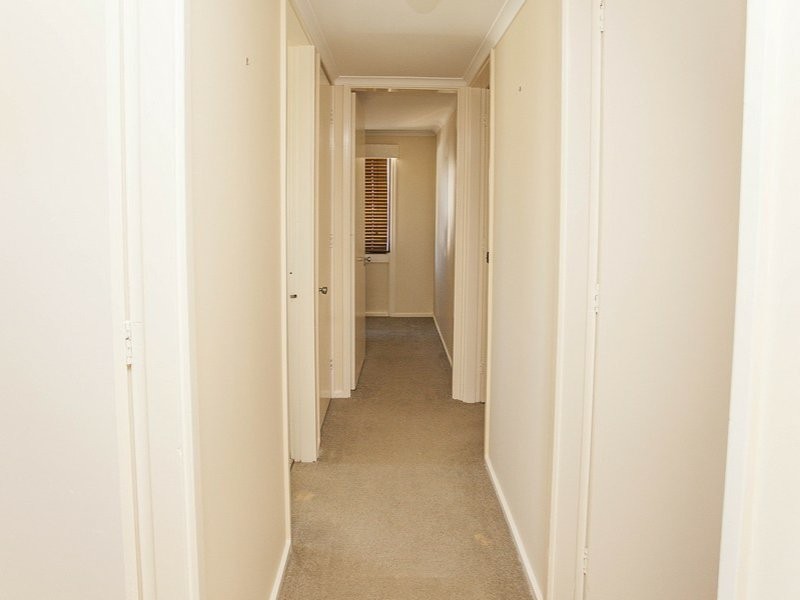 24 Ziegler Avenue, Kooringal NSW 2650