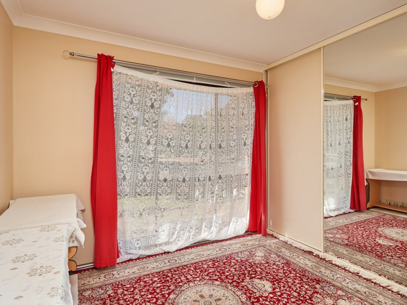 1 Coyne Street, Mount Austin NSW 2650