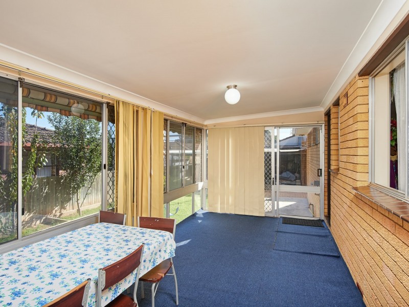 1 Coyne Street, Mount Austin NSW 2650