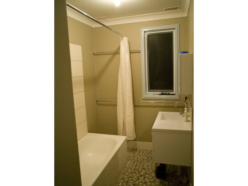163 Raye Street, Tolland NSW 2650