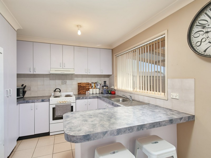 7 Eaton Street, Ashmont NSW 2650