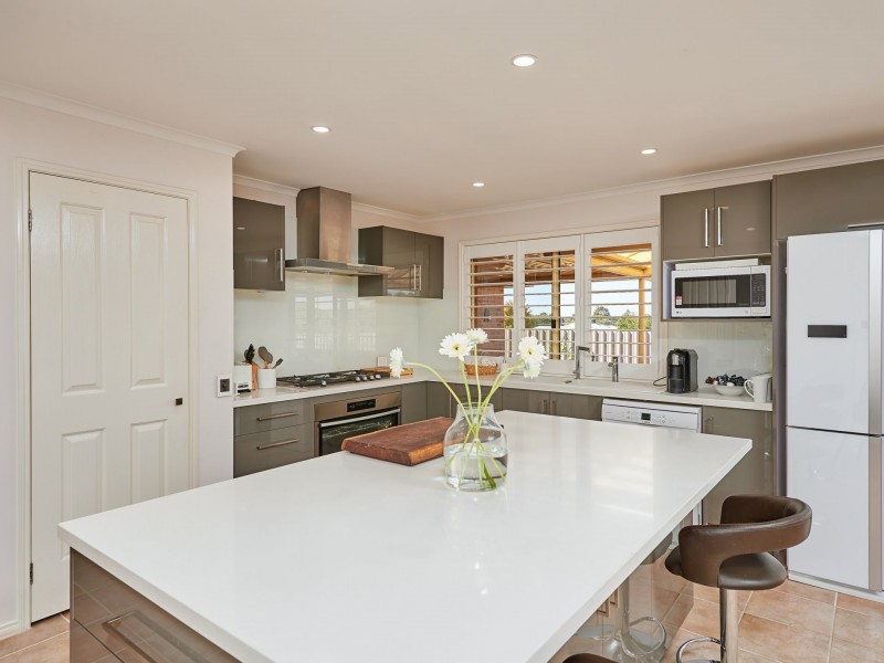 7 Talbot Place, Tatton NSW 2650