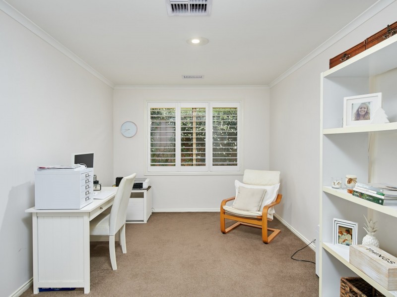 7 Talbot Place, Tatton NSW 2650