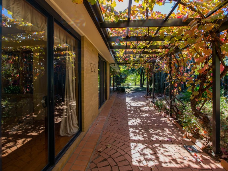 25 Cummins Drive, San Isidore NSW 2650