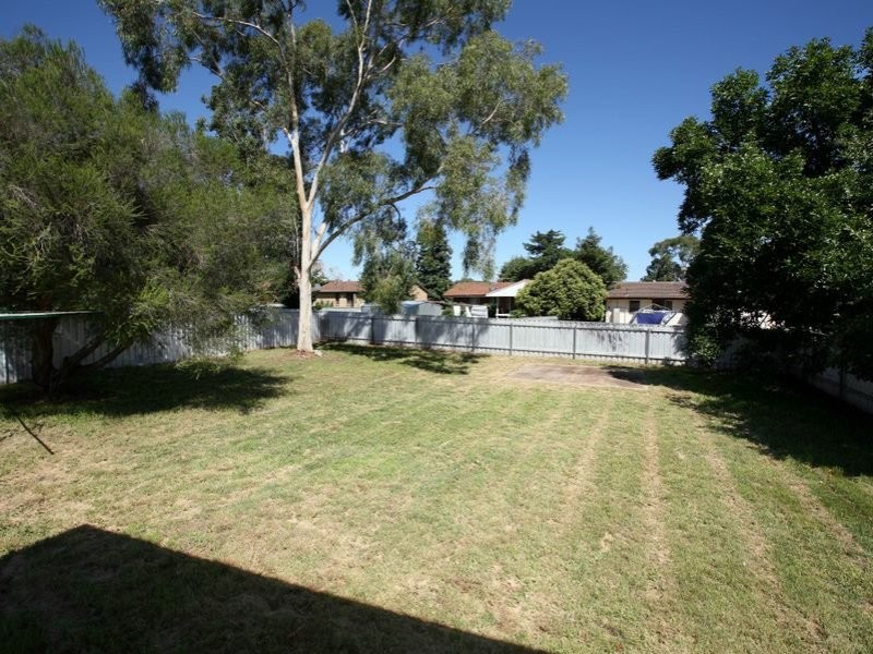 16 Marshall Street, Ashmont NSW 2650