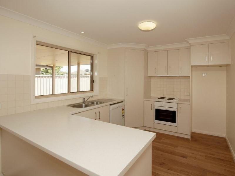 56 Mima Street, Glenfield Park NSW 2650
