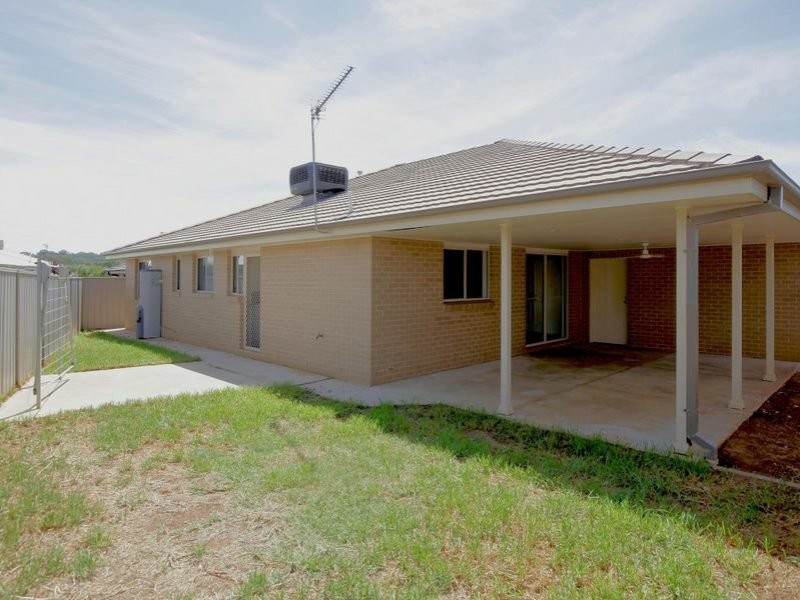 56 Mima Street, Glenfield Park NSW 2650