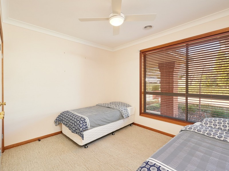 26 Kansas Drive, Tolland NSW 2650