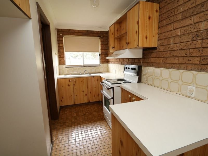 2/7 Wewak Street, Ashmont NSW 2650