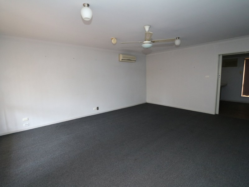 1/26 Nardoo Street, Glenfield Park NSW 2650