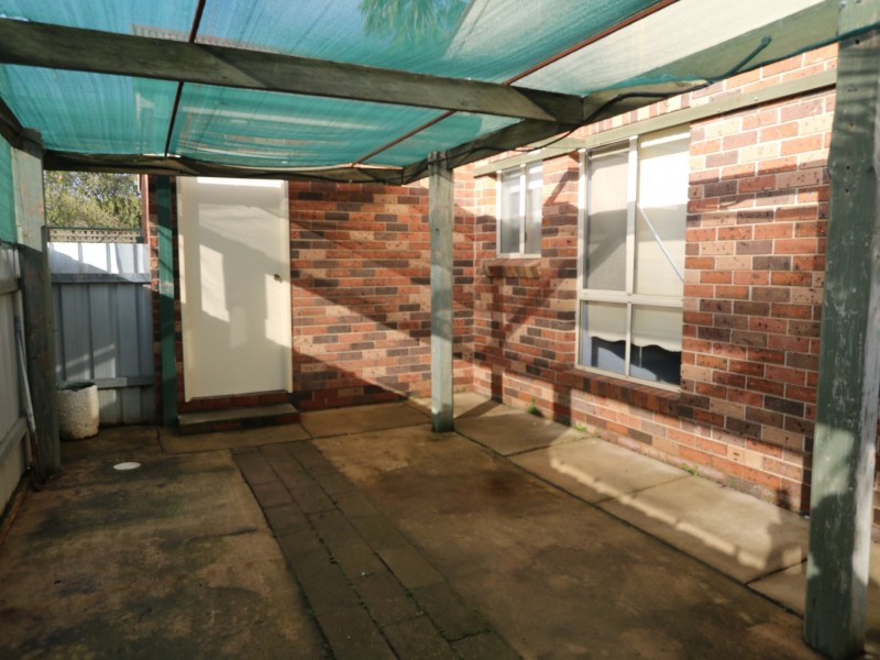 1/26 Nardoo Street, Glenfield Park NSW 2650