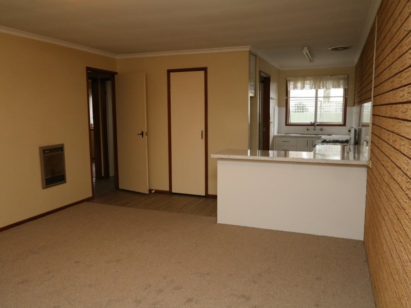 4/3 Banner Street, Forest Hill NSW 2651