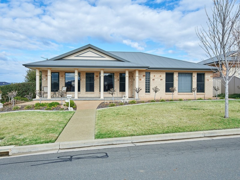 6 Namoi Street, Tatton NSW 2650