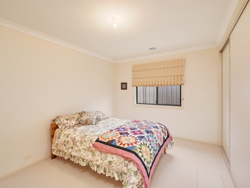 6 Namoi Street, Tatton NSW 2650