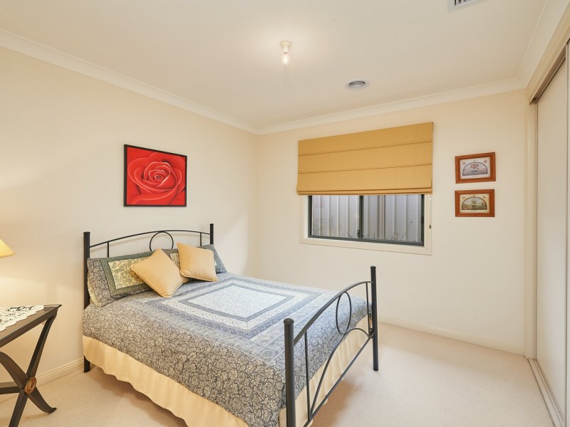 6 Namoi Street, Tatton NSW 2650