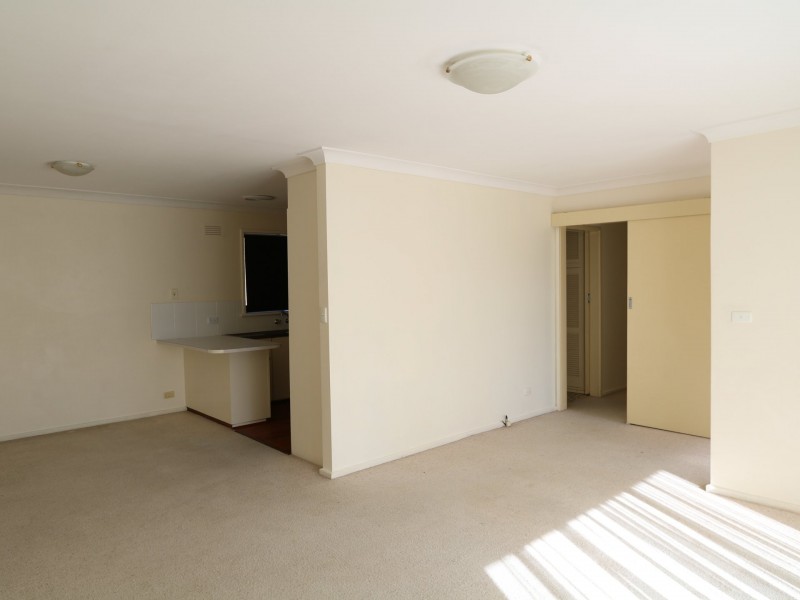 60 Mimosa Drive, Mount Austin NSW 2650