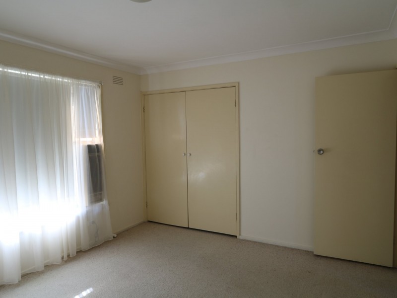 60 Mimosa Drive, Mount Austin NSW 2650
