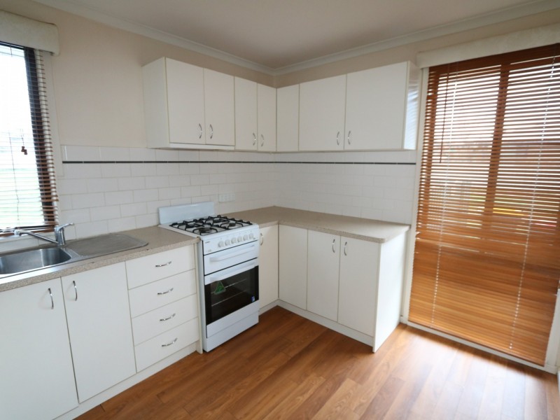 11 Adams Street, Ashmont NSW 2650