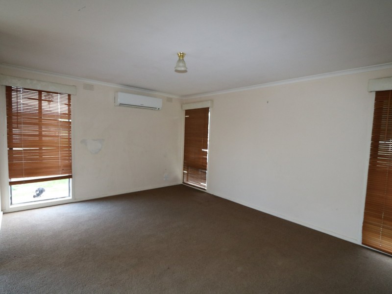 11 Adams Street, Ashmont NSW 2650