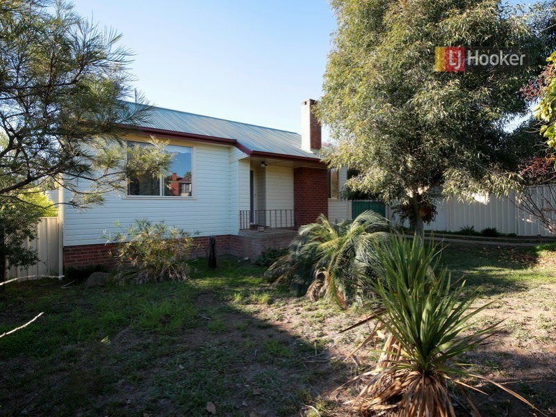 3 Phillip Avenue, Mount Austin NSW 2650