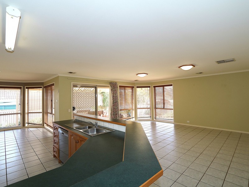 20 Henwood Avenue, Kooringal NSW 2650