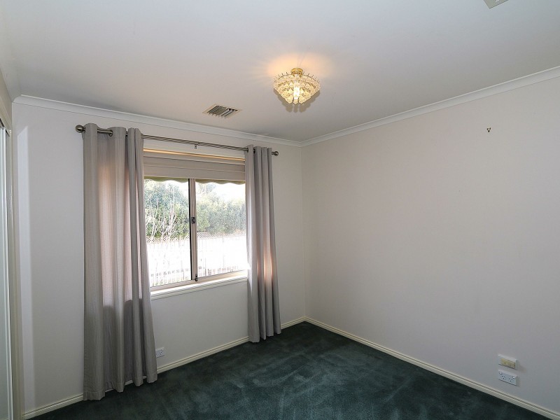 20 Henwood Avenue, Kooringal NSW 2650