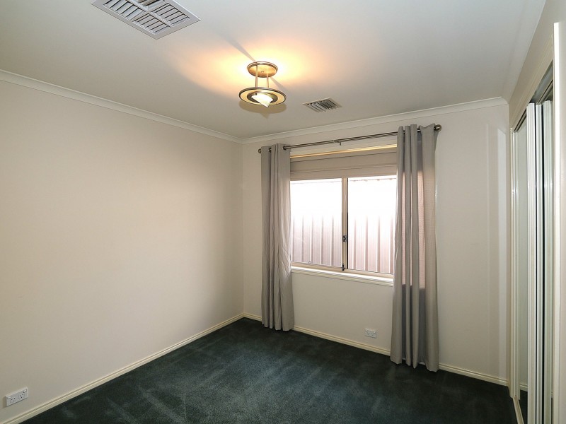 20 Henwood Avenue, Kooringal NSW 2650