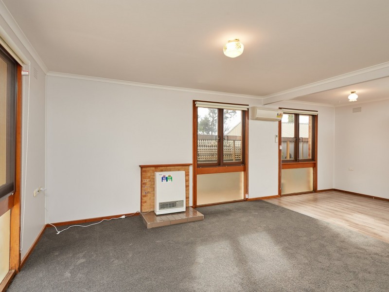 2 Smithies Place, Ashmont NSW 2650