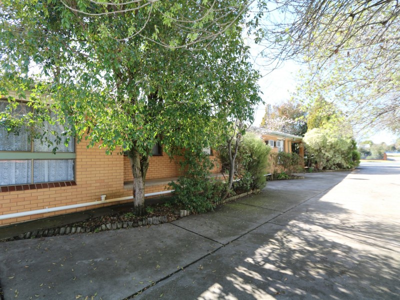 Unit 3 3 Banner Street Forest Hill Nsw 2651 Lj Hooker Wagga