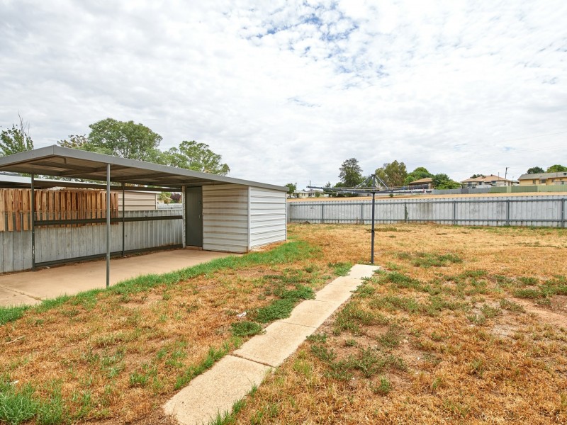 29 Jack Avenue, Mount Austin NSW 2650