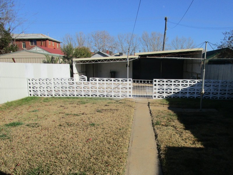 14 Best Street, Wagga Wagga NSW 2650