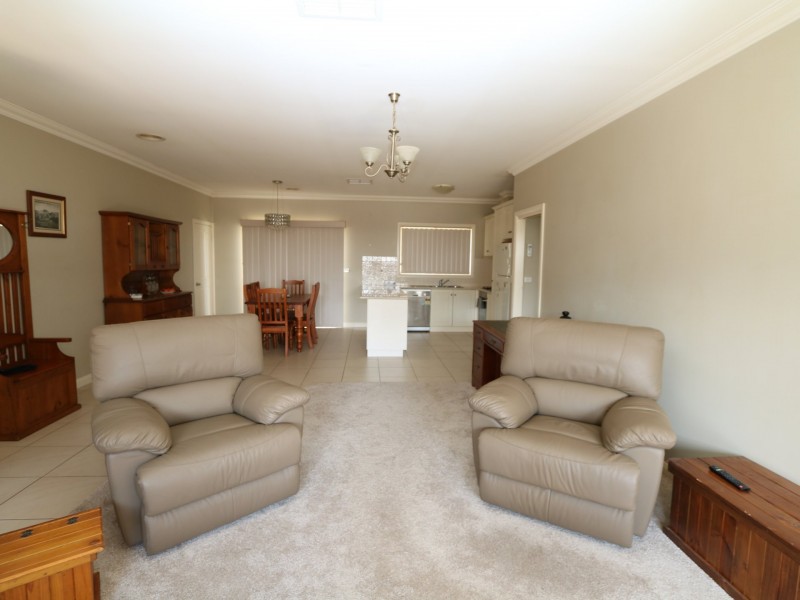 Unit 3/74 Brookong Avenue, Wagga Wagga NSW 2650