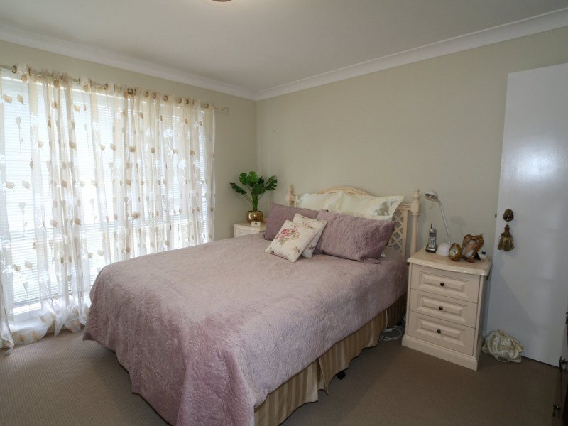 Unit 2/10 Wewak Street, Ashmont NSW 2650