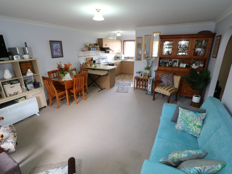 Unit 2/10 Wewak Street, Ashmont NSW 2650