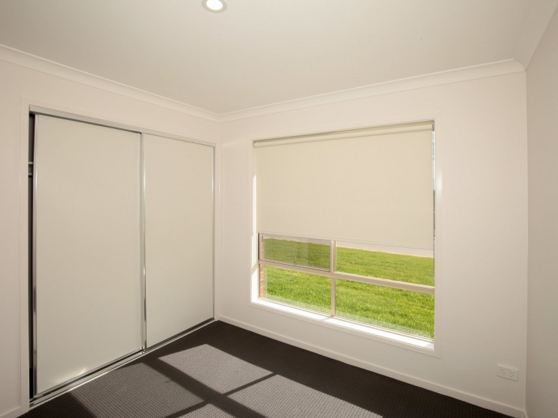 15 Paperbark Drive, Forest Hill NSW 2651