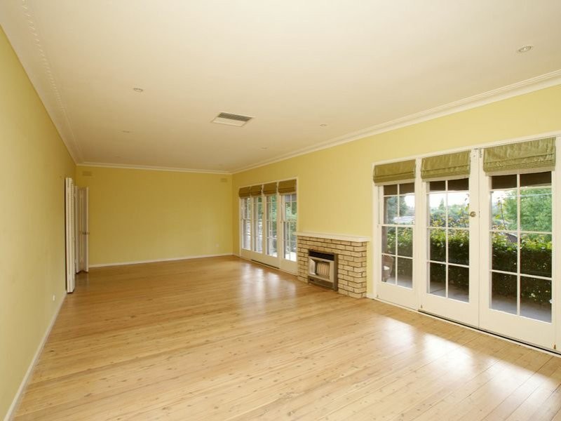 14 Wilks Avenue, Kooringal NSW 2650