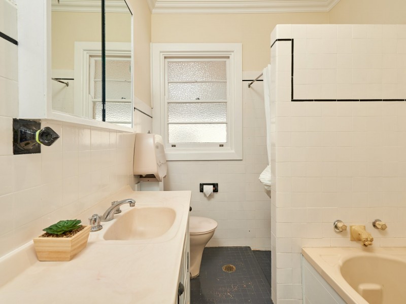 29 Mair Street, Turvey Park NSW 2650