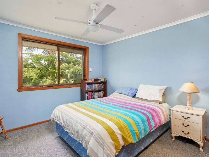 3 Finch Place, Mount Austin NSW 2650