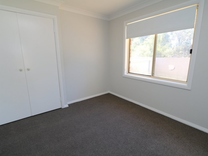 51 Nardoo Street, Glenfield Park NSW 2650